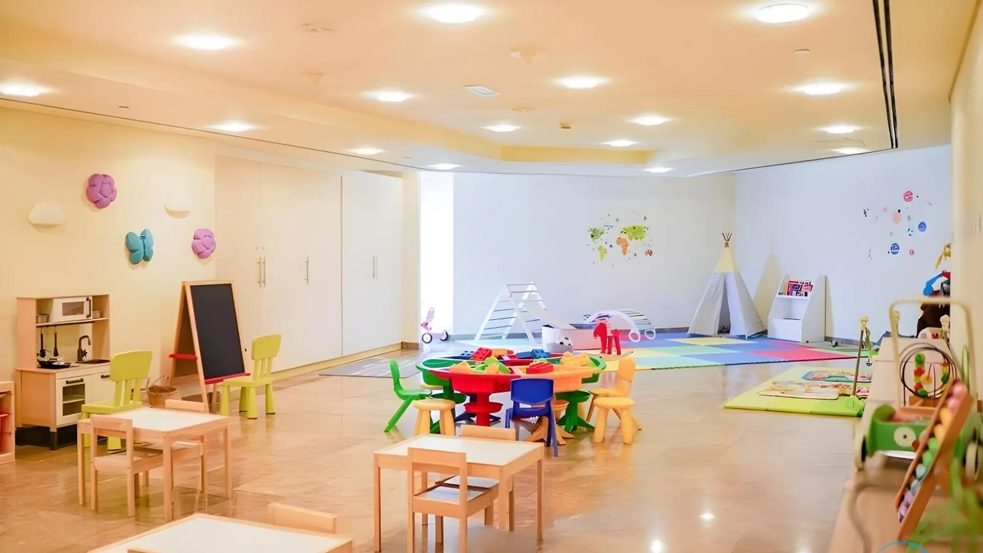 Special Offer Stylish 1Br With Scenic Views & Pool By Deluxe Holiday Homes Dubai 0*,
