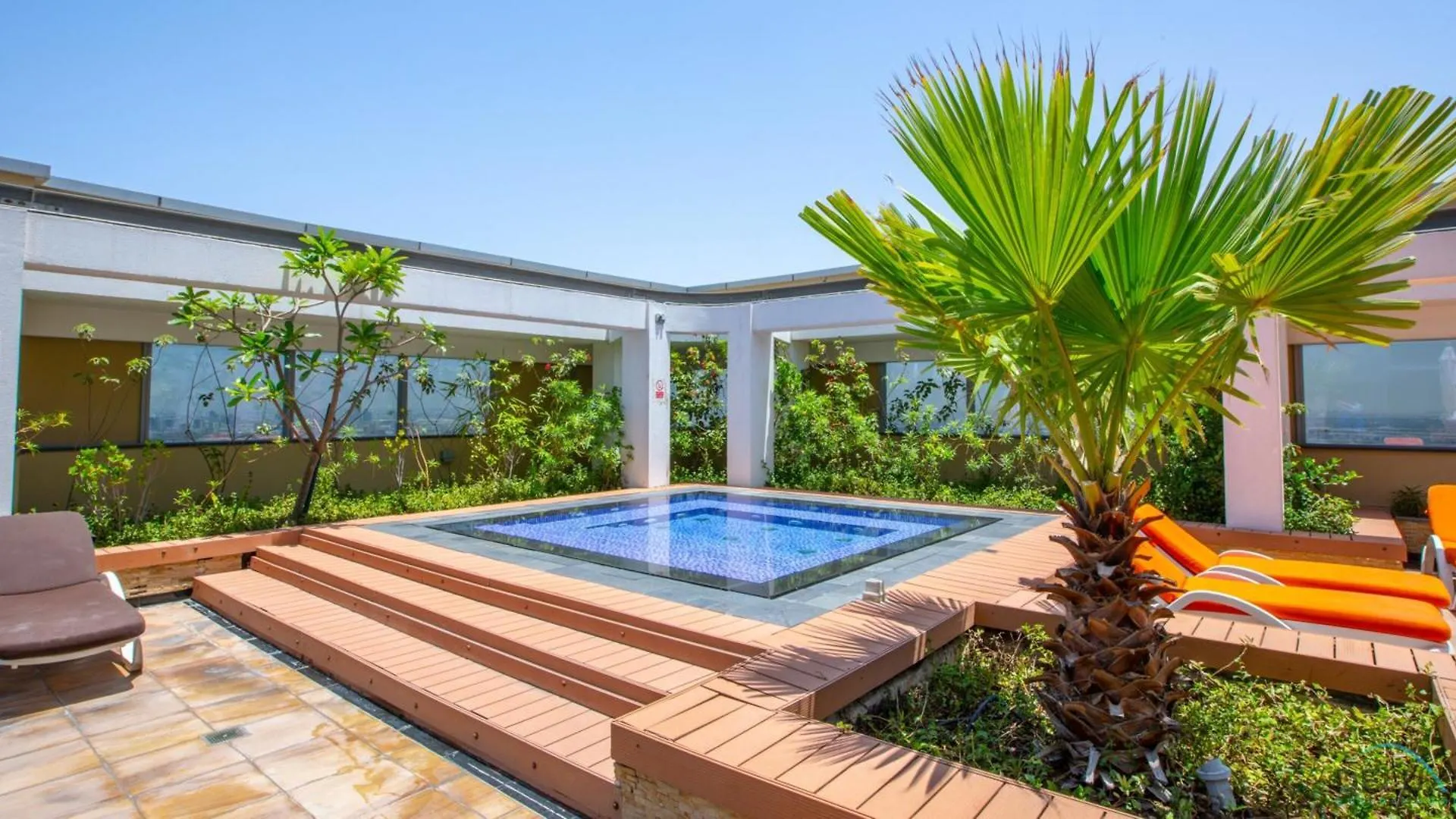 Special Offer Stylish 1Br With Scenic Views & Pool By Deluxe Holiday Homes Dubai Apartment